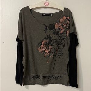 Fox Olive and Black Graphic Long Sleeve Top Y2K